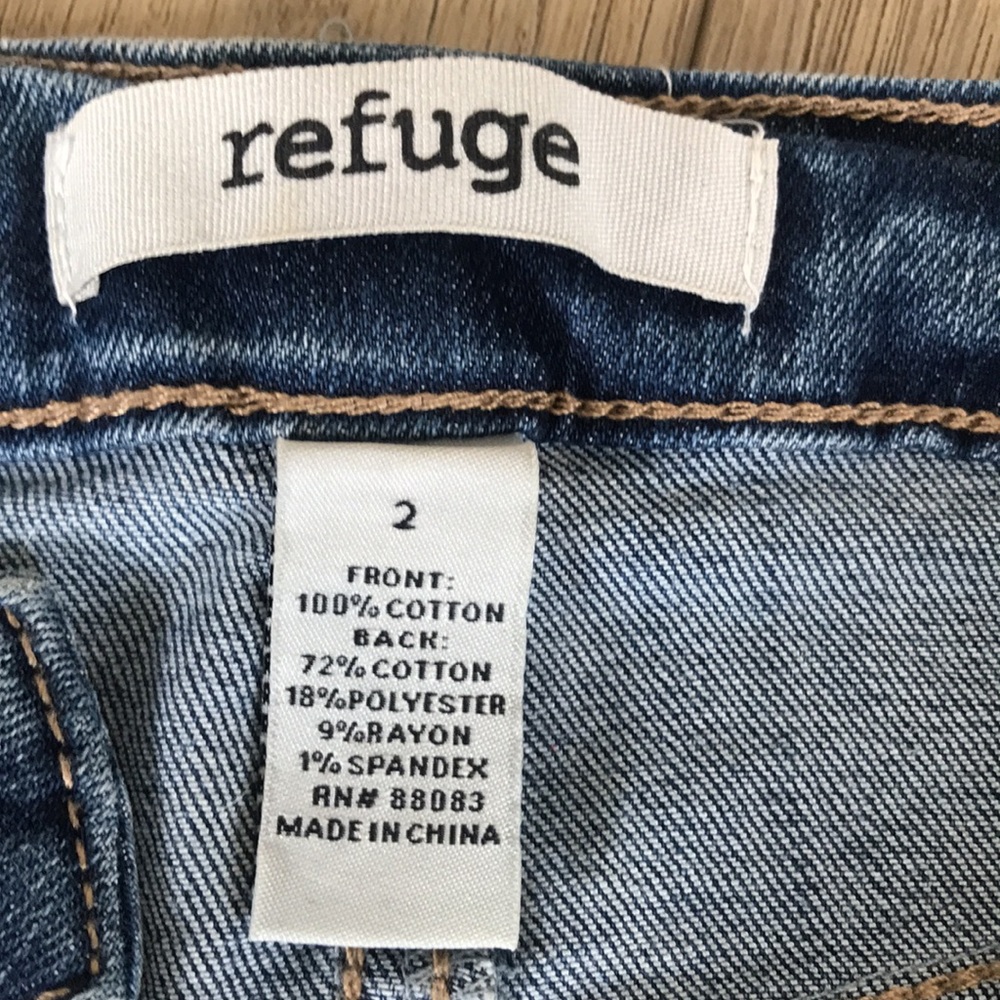 🔸3🔸 Refuge Jean Shorts - Picture 6 of 13